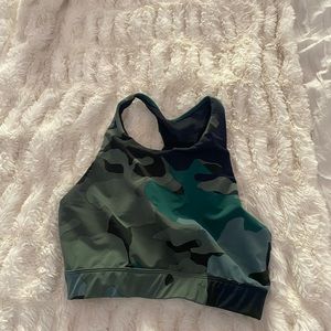 Carbon 38 camouflage sports bra